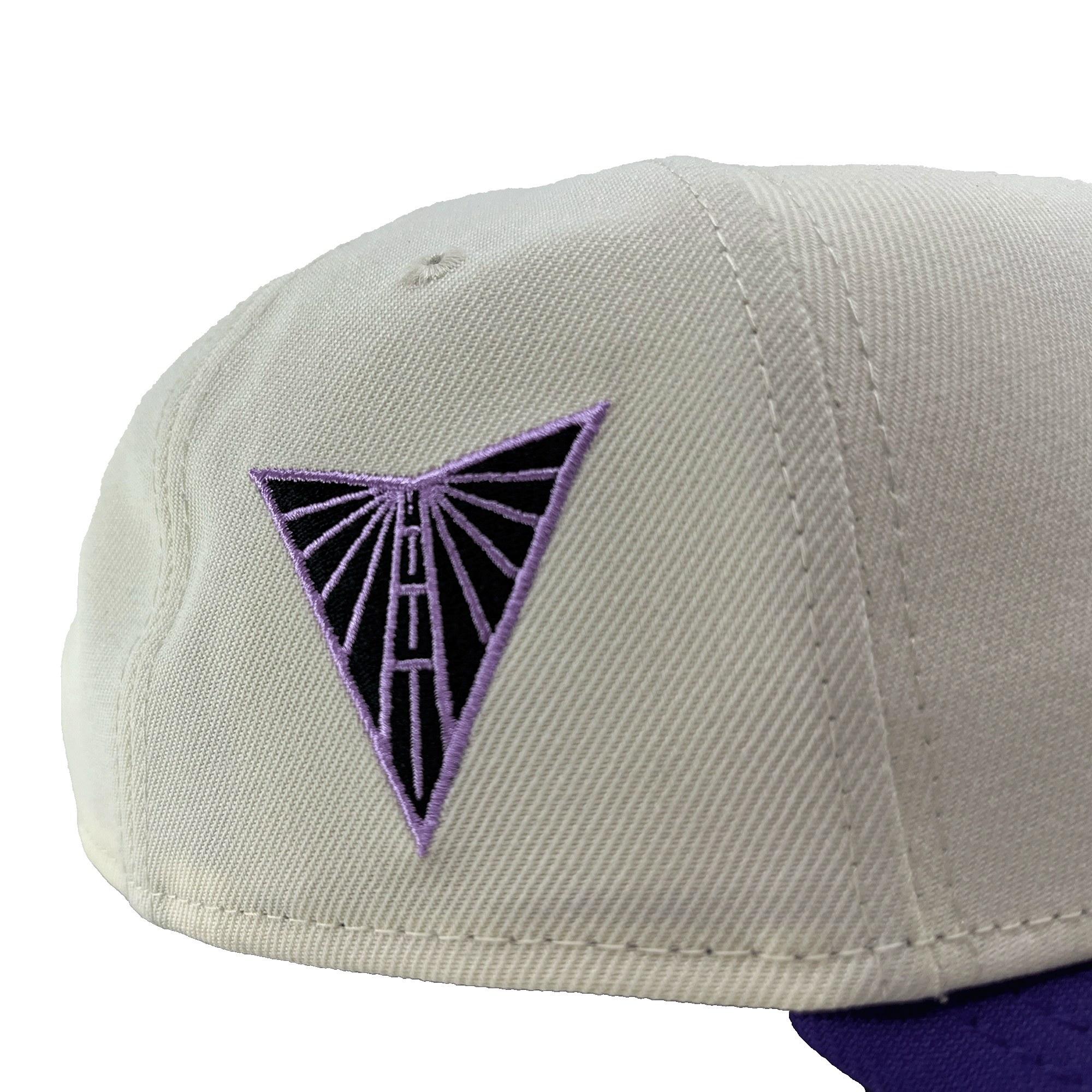 The GSV 9FORTY AF 2 Tone snapback by GSV features a white design with a purple triangle—ideal for Golden State Valkyries fans.