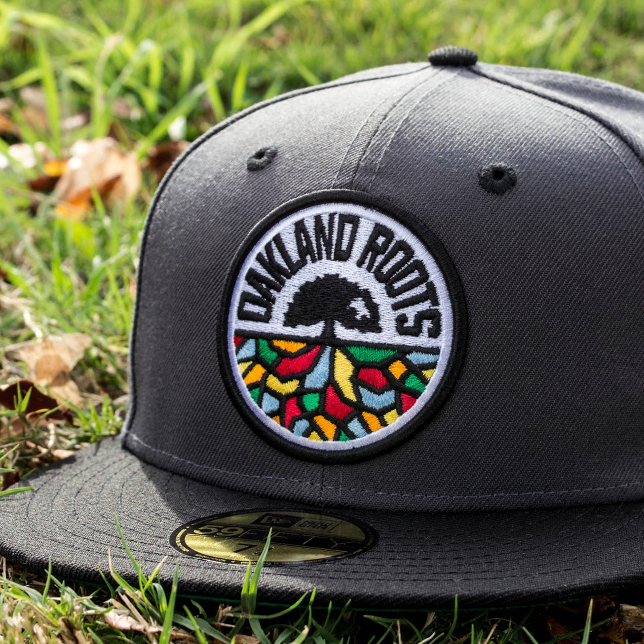 New Era Cap - Oakland Roots SC Logo, 59Fifty Fitted, Graphite