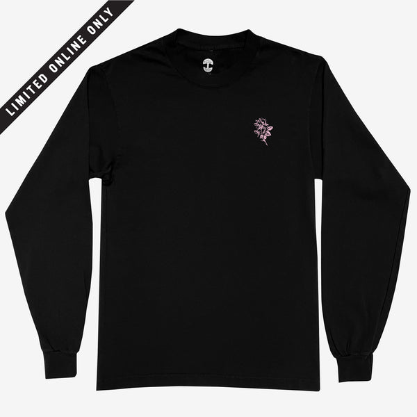 Long-sleeve black t-shirt with a pink hand-drawn abstract poppie.